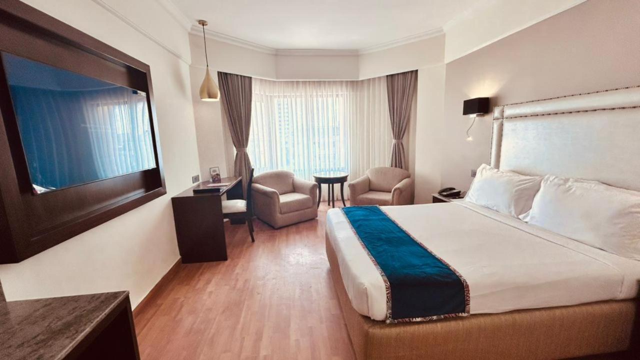 Katriya Hotel&Tower Hyderabad Bagian luar foto