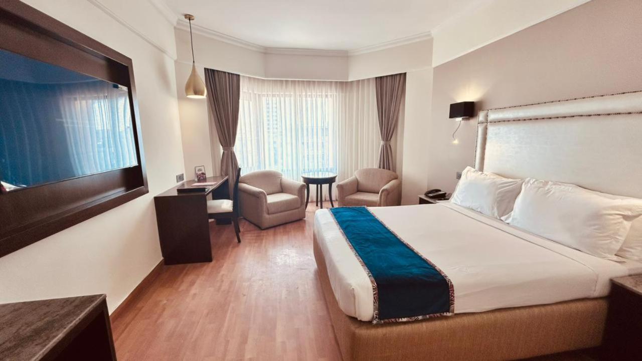 Katriya Hotel&Tower Hyderabad Bagian luar foto